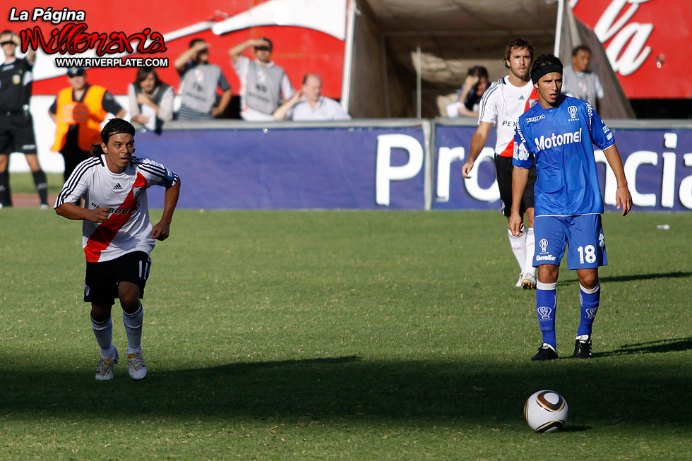 River Plate vs Huracan (CL 2010) 24