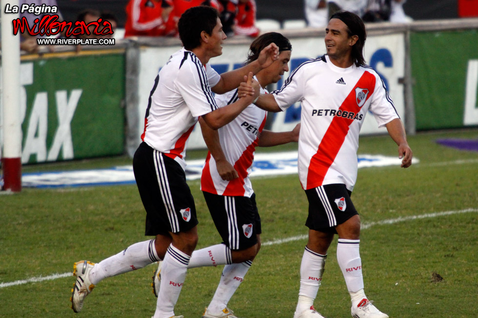 River Plate vs Huracan (CL 2010) 28