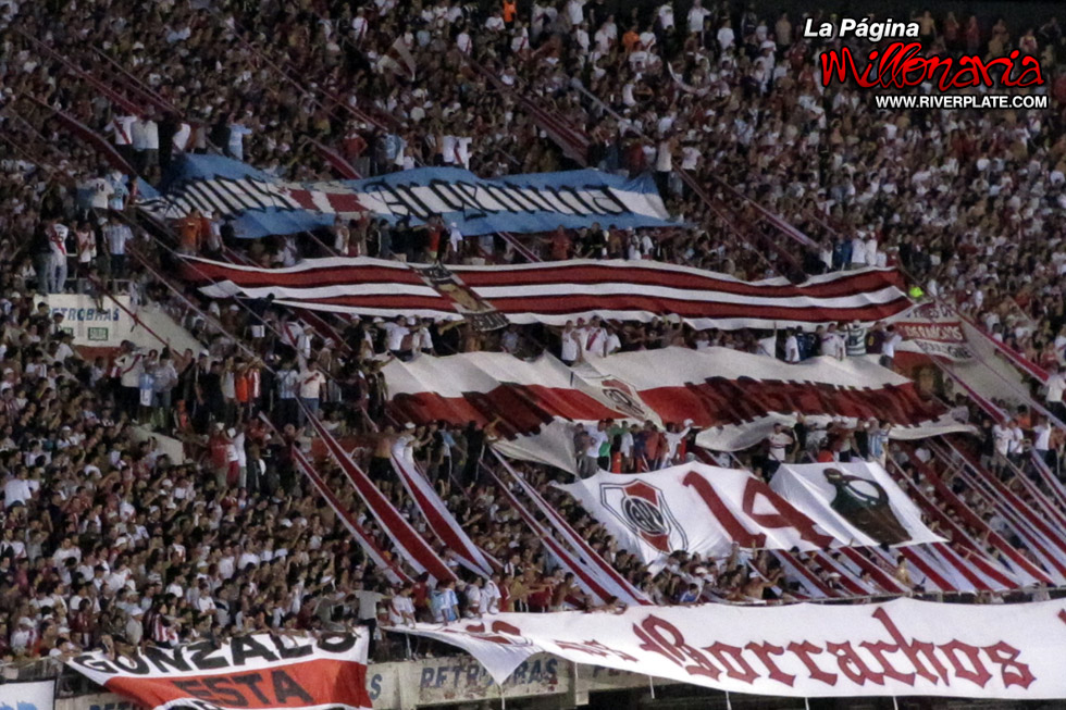 River Plate vs Argentinos Juniors (CL 2010) 5