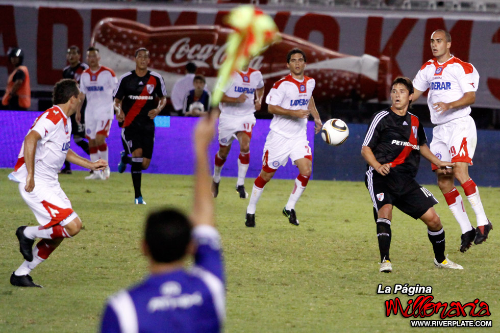 River Plate vs Argentinos Juniors (CL 2010) 14