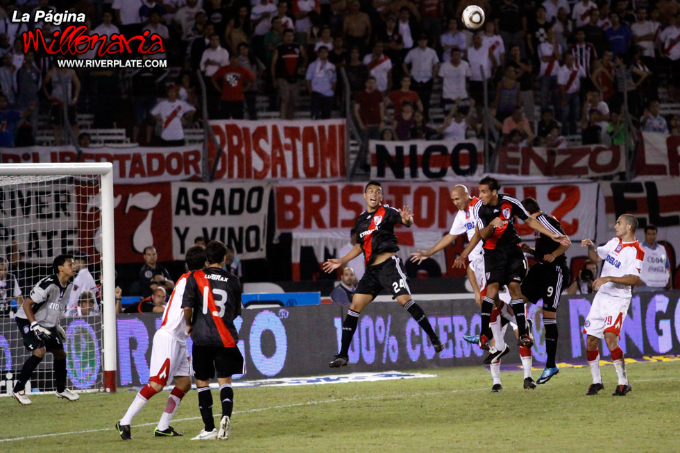 River Plate vs Argentinos Juniors (CL 2010) 22