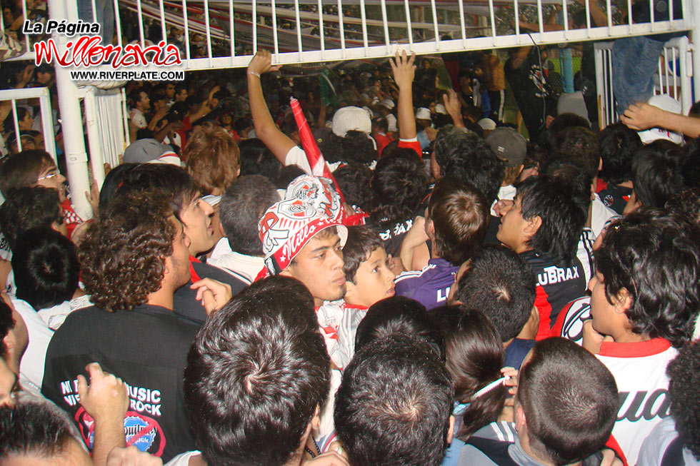 Atlético Tucumán vs River Plate (CL 2010) 9