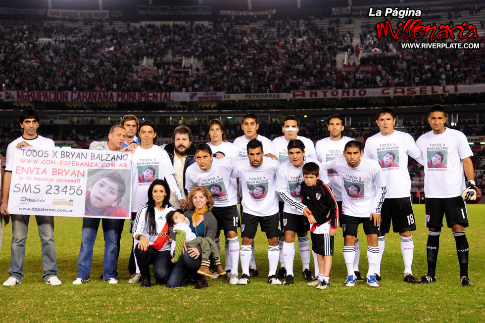 River Plate vs Godoy Cruz (CL 2010) 3