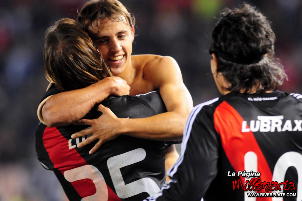 River Plate vs Velez Sarsfield (CL 2010) 1
