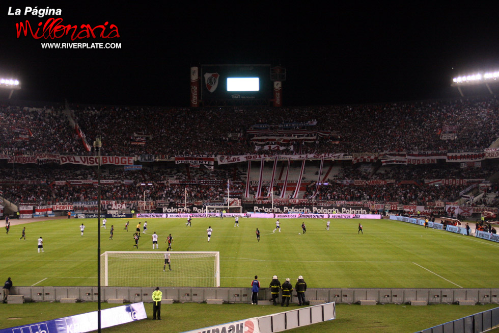 River Plate vs Velez Sarsfield (CL 2010) 3