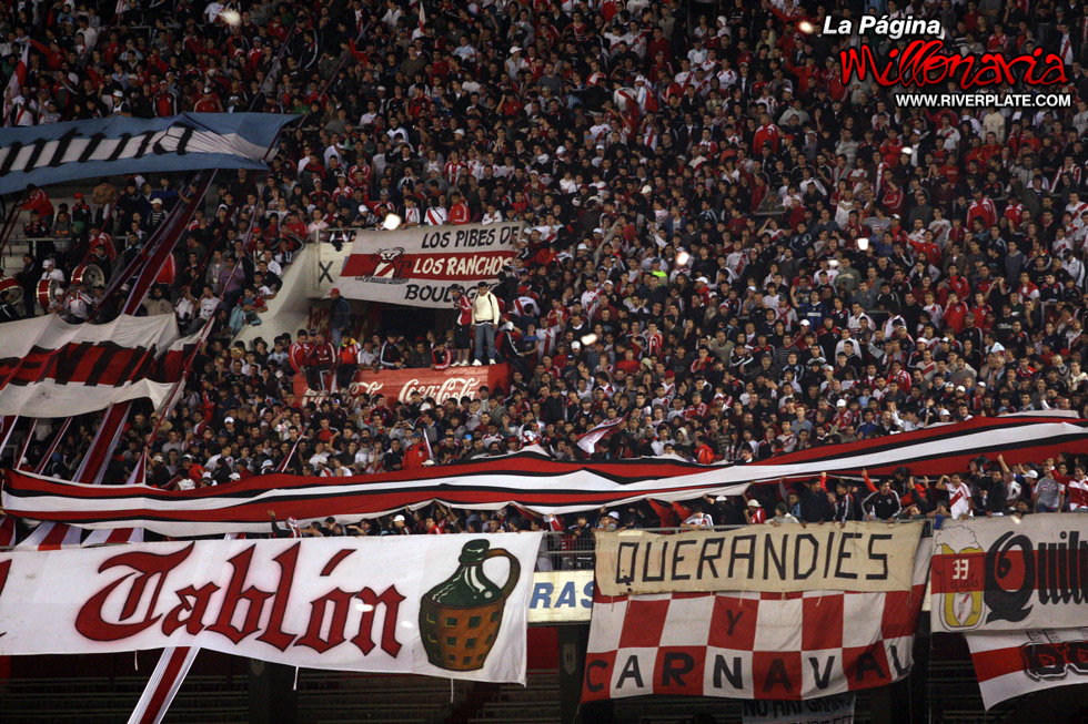 River Plate vs Velez Sarsfield (CL 2010) 9