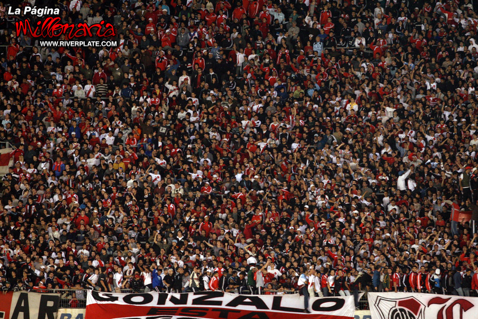 River Plate vs Velez Sarsfield (CL 2010) 13