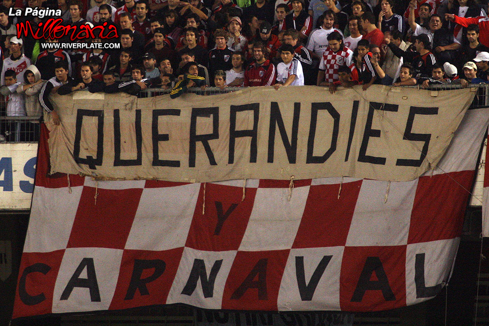 River Plate vs Velez Sarsfield (CL 2010) 14