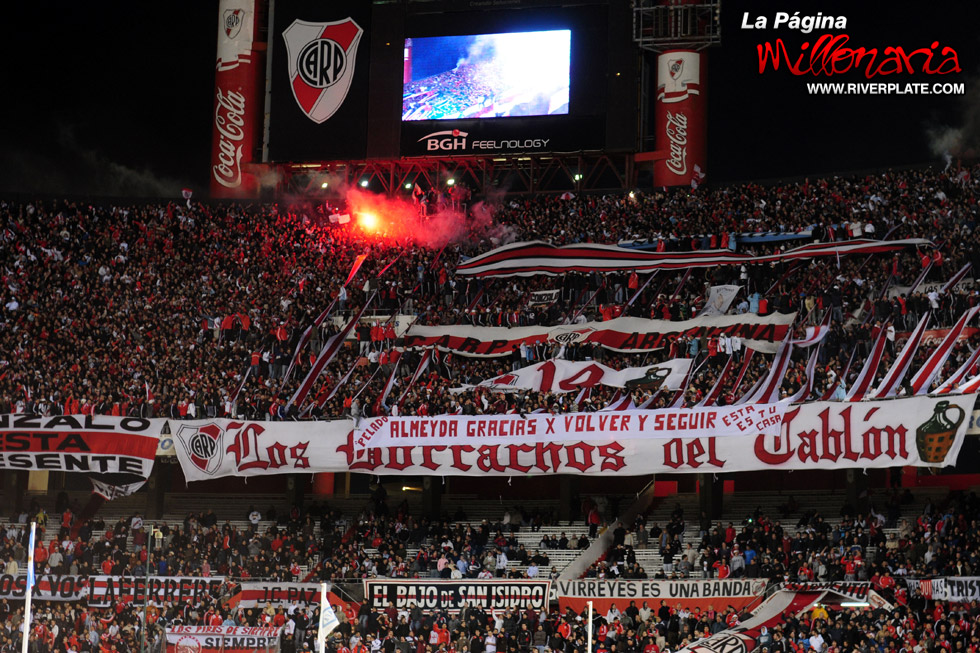 River Plate vs Tigre (CL 2010) 3