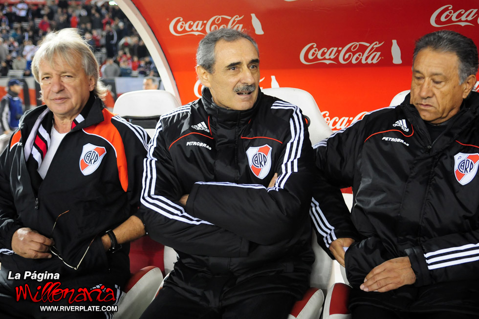 River Plate vs Tigre (CL 2010) 11
