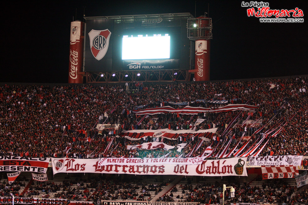 River Plate vs Tigre (CL 2010) 15