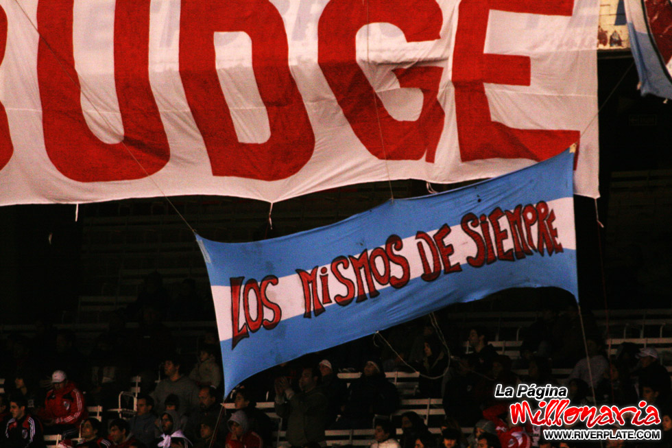 River Plate vs Tigre (CL 2010) 25