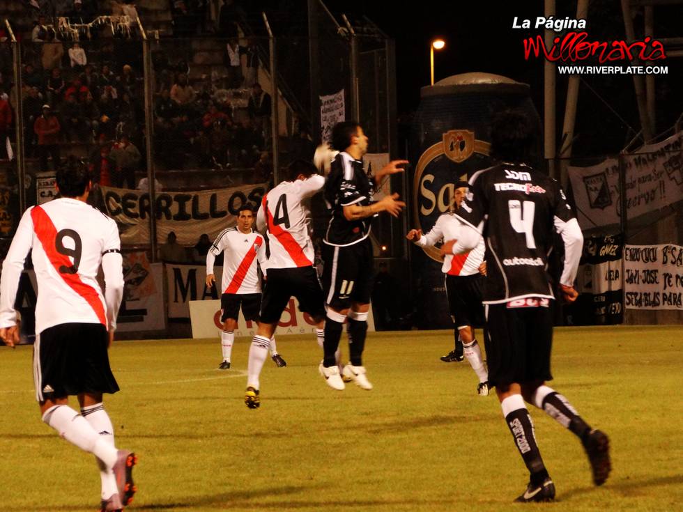 River Plate vs Central Norte (Salta 2010) 13