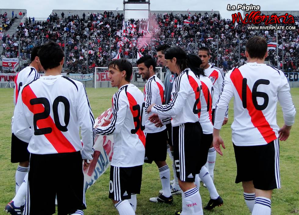 River Plate vs Juventud Antoniana (Salta 2010) 10