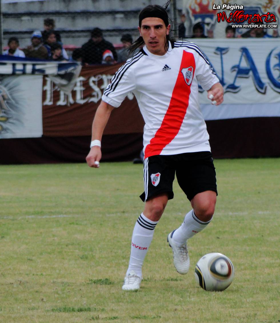 River Plate vs Juventud Antoniana (Salta 2010) 22