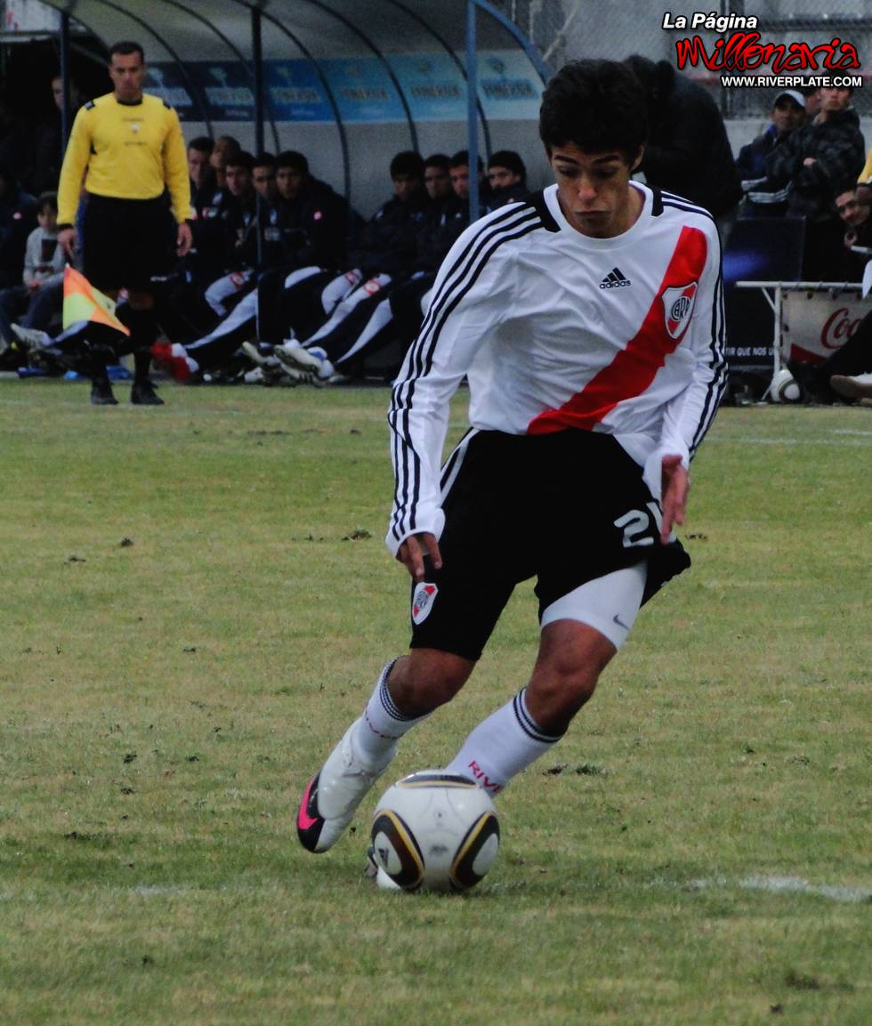 River Plate vs Juventud Antoniana (Salta 2010) 28