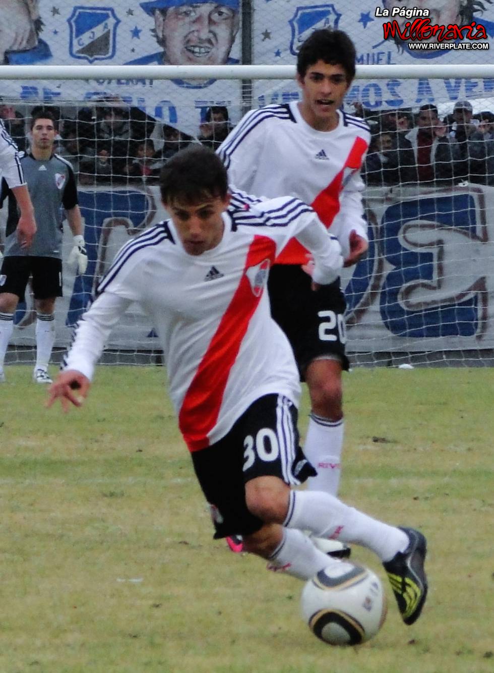River Plate vs Juventud Antoniana (Salta 2010) 30