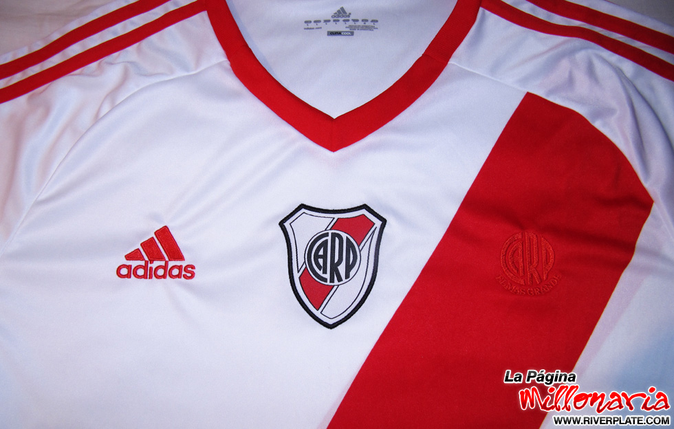 Nueva Camiseta River Plate 2010/2011 4