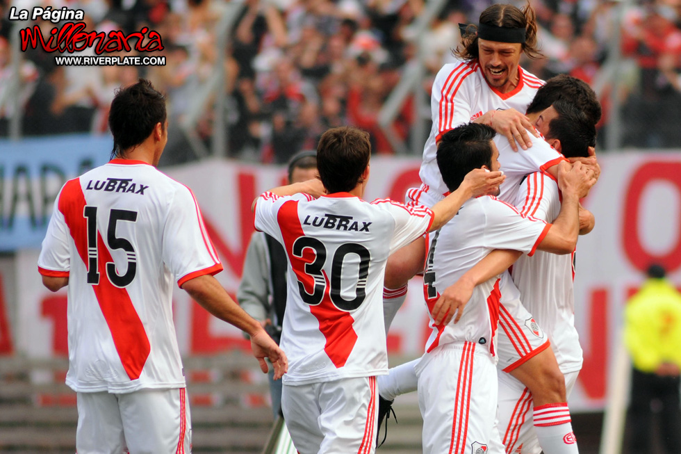 River Plate vs Independiente 12