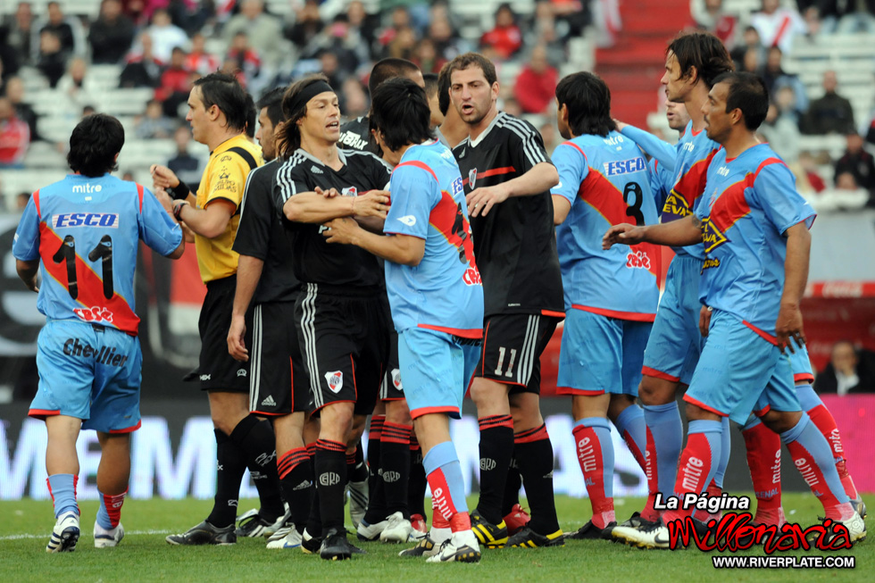 River Plate vs Arsenal 10