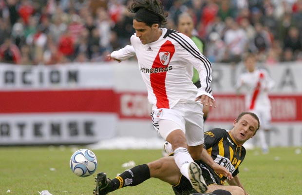 River vs. Olimpo, Clausura 2008 5