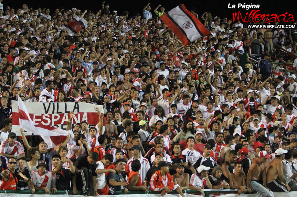 River Plate vs Boca Juniors (Hinchada y jugadores - Mar del Plata 2011 12
