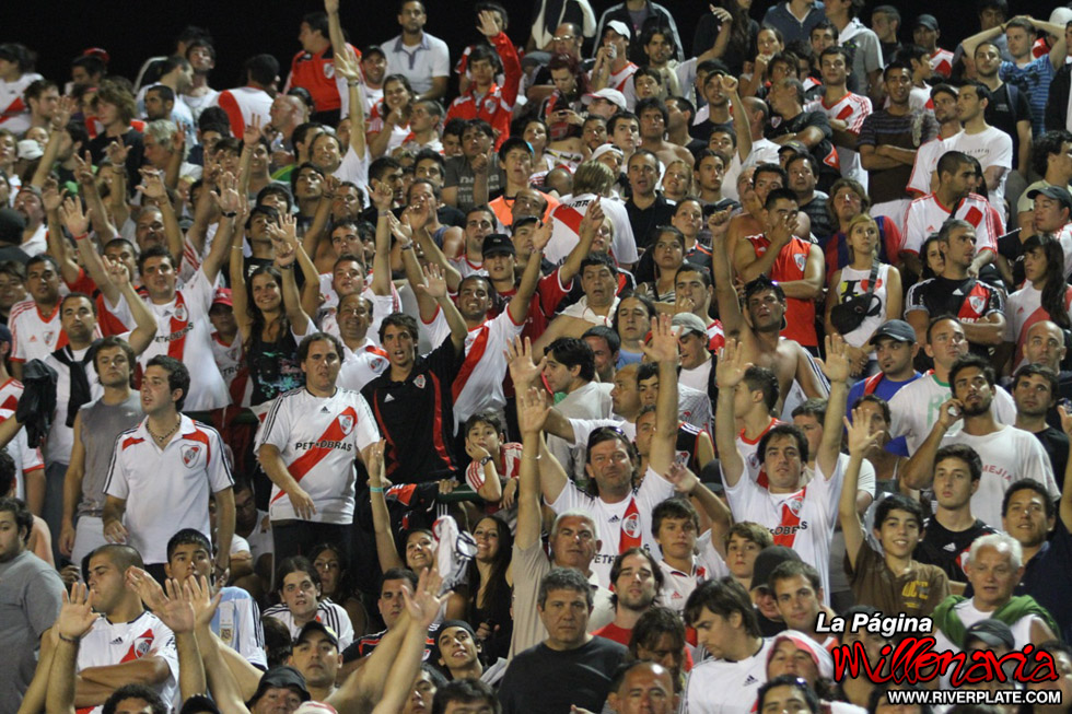 River Plate vs Boca Juniors (Hinchada y jugadores - Mar del Plata 2011 21