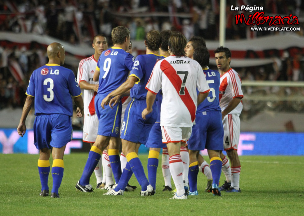 River Plate vs Boca Juniors (Hinchada y jugadores - Mar del Plata 2011 30