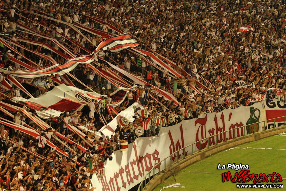 River Plate vs Boca Juniors (Hinchada y jugadores - Mar del Plata 2011 52