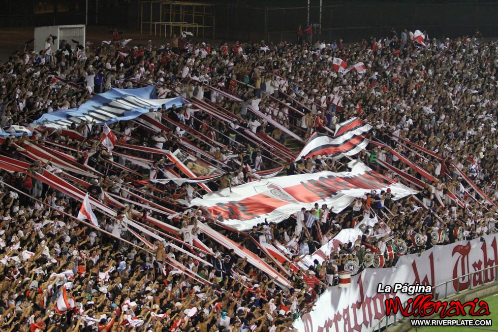 River Plate vs Boca Juniors (Hinchada y jugadores - Mar del Plata 2011 58
