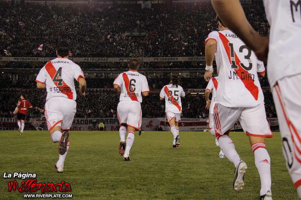 River Plate vs Colón 2