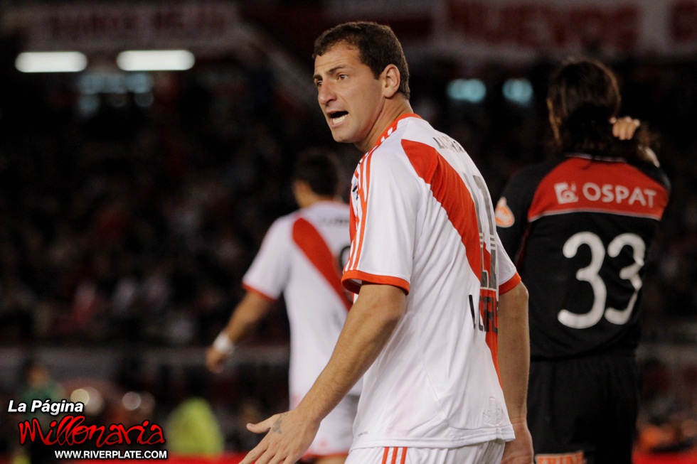 River Plate vs Colón 24