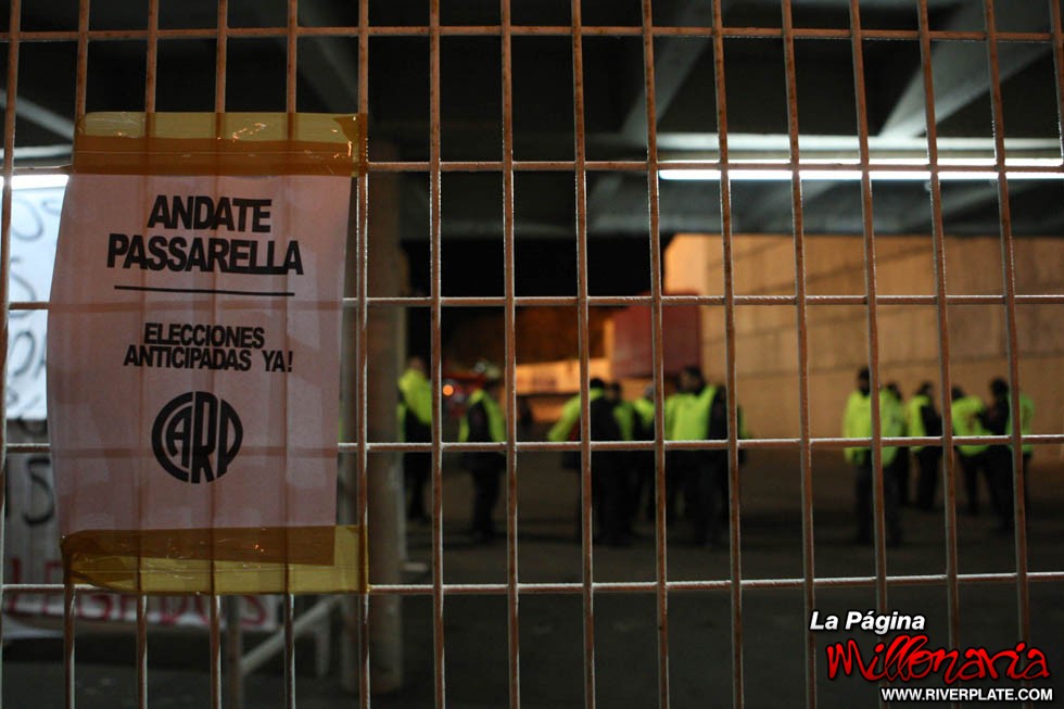 Banderazo contra Passarella - Junio 2011 14