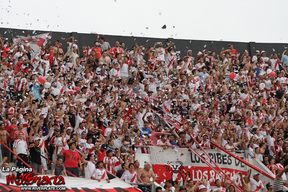 River vs. Independiente Rivadavia 5