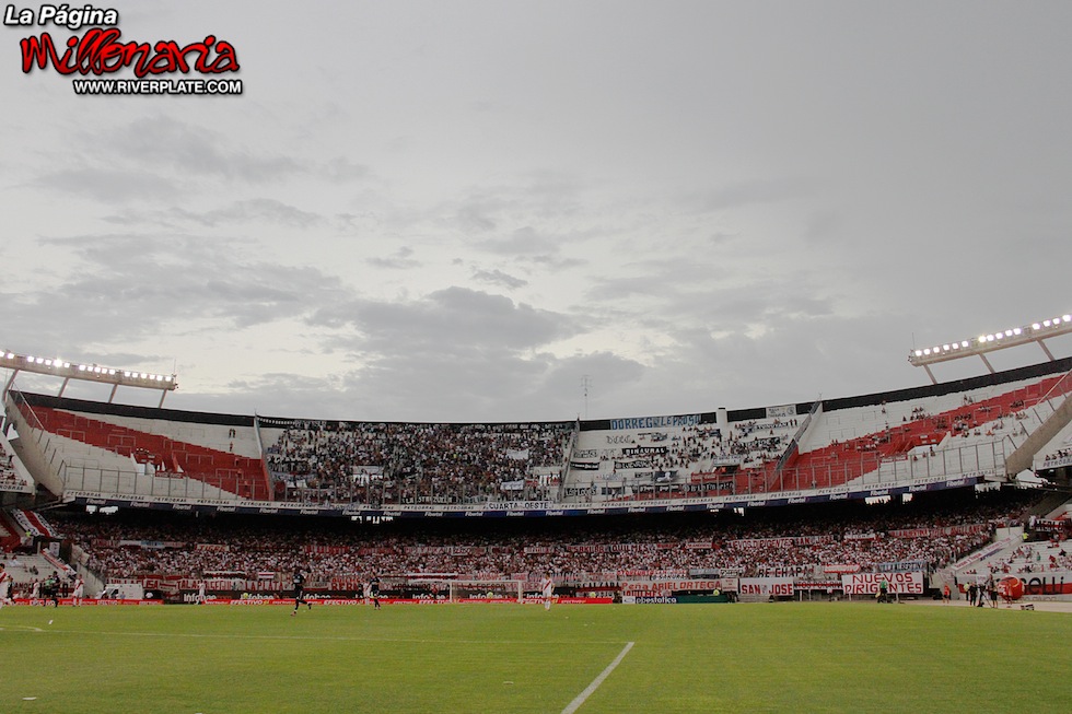 River vs. Independiente Rivadavia 35