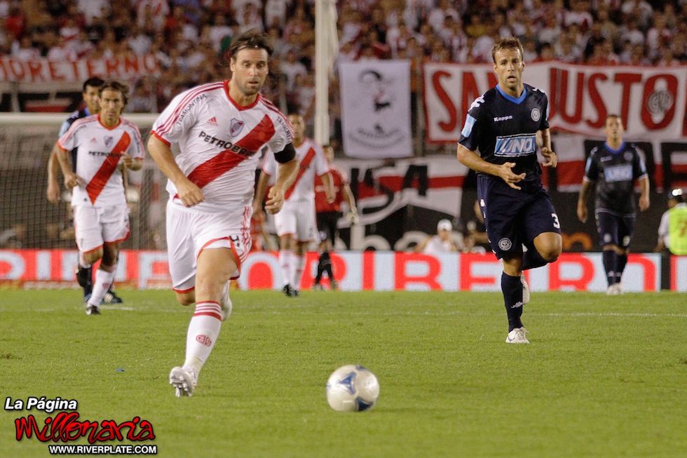 River vs. Independiente Rivadavia 32