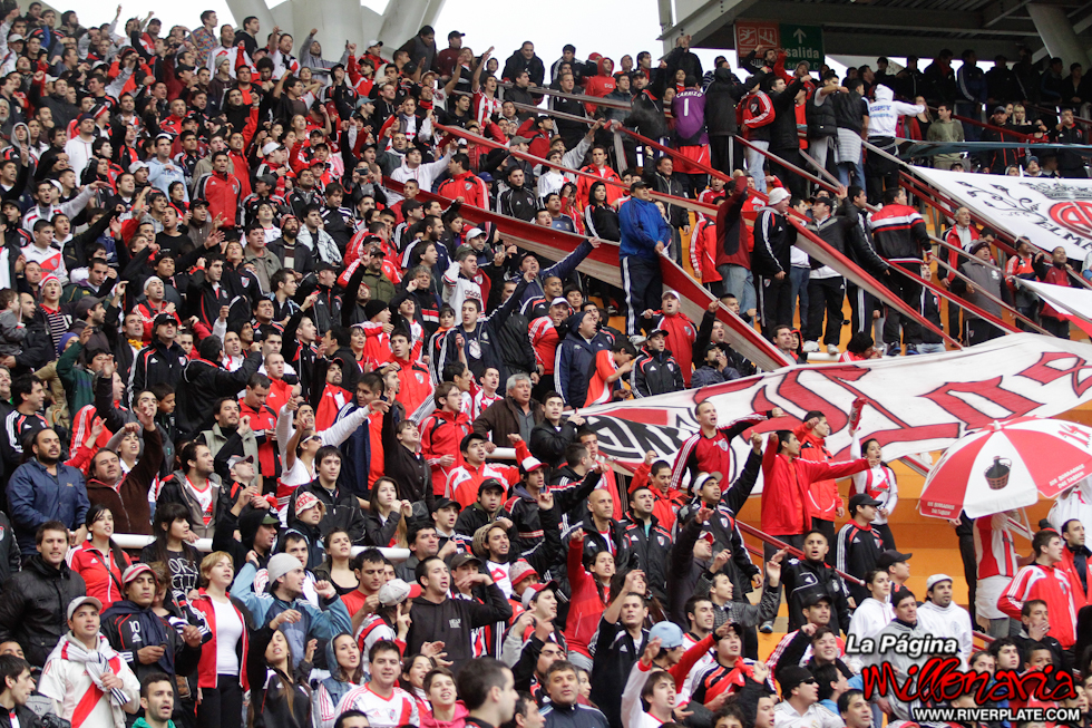 Estudiantes vs. River Plate 17