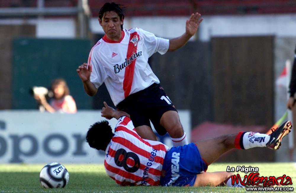 River Plate vs Unión (Sta. Fé) (AP 2002) 9