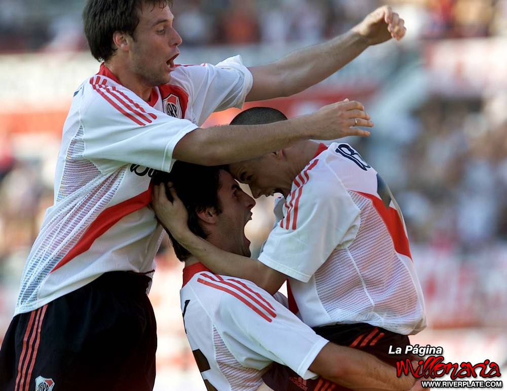 River Plate vs Unión (Sta. Fé) (AP 2002) 17