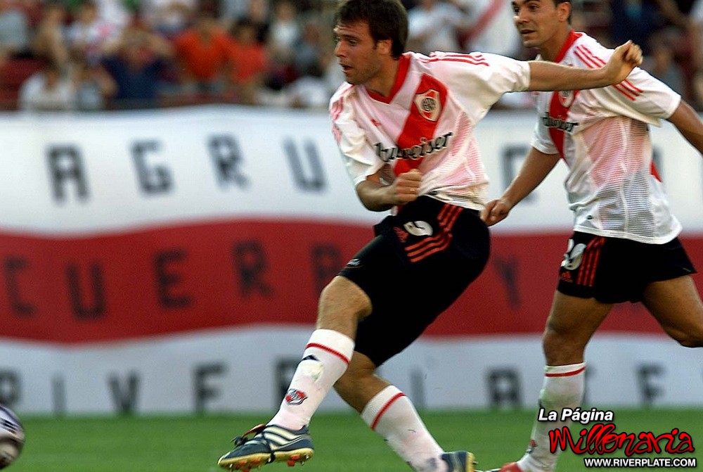 River Plate vs Unión (Sta. Fé) (AP 2002) 23