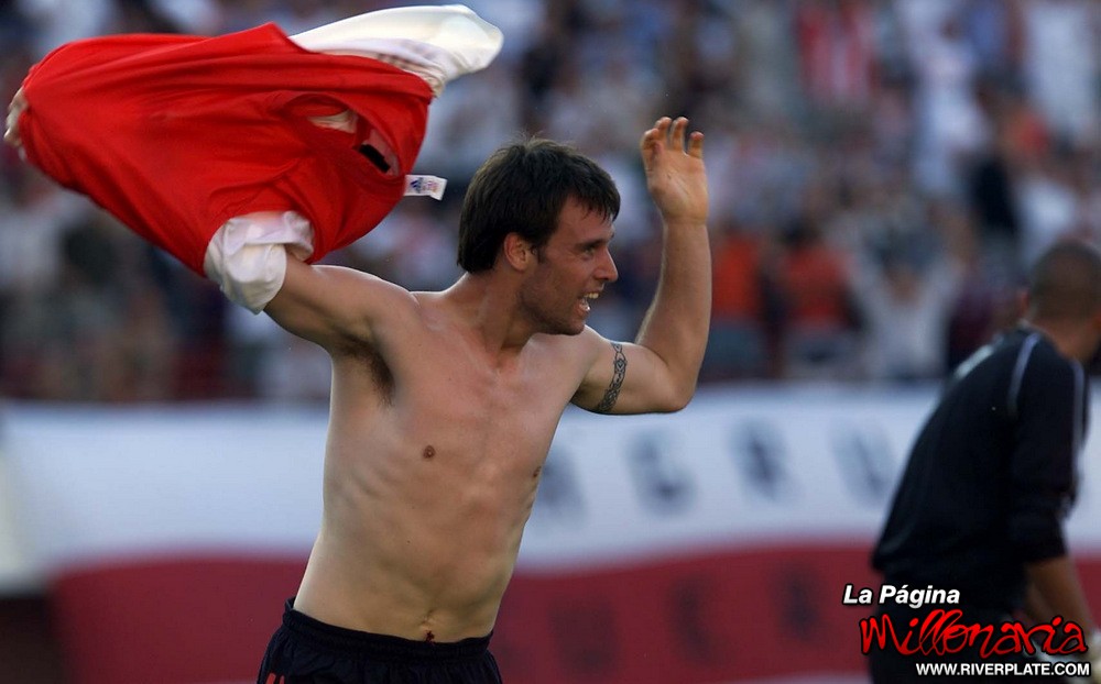 River Plate vs Unión (Sta. Fé) (AP 2002) 24