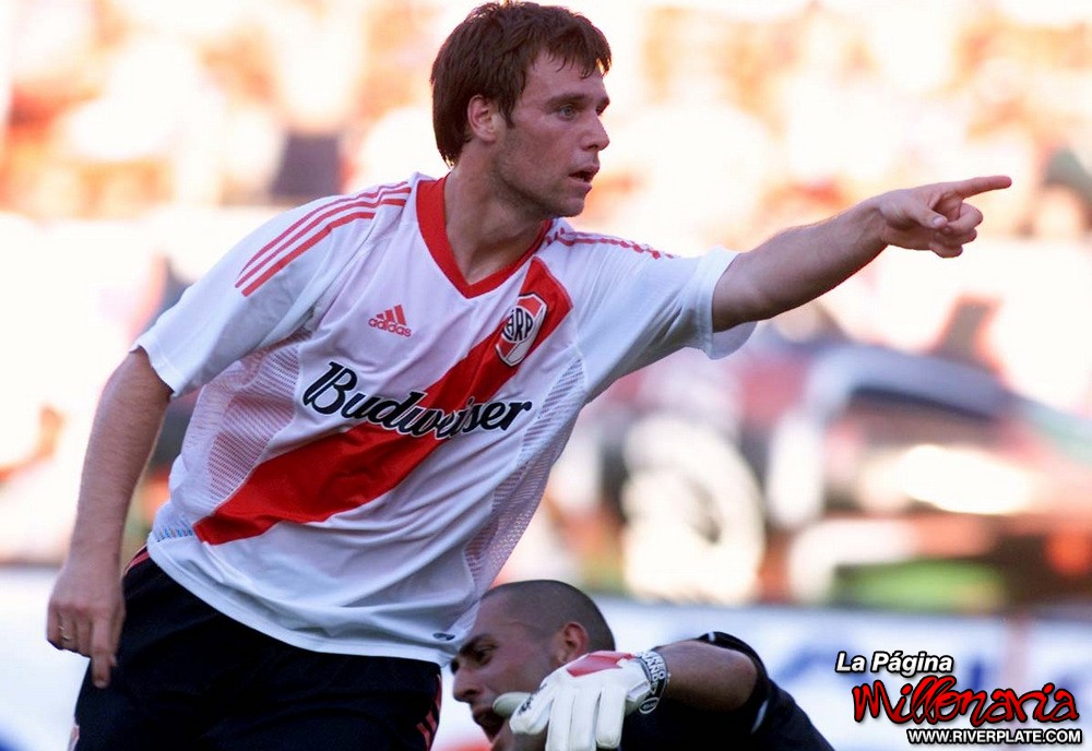 River Plate vs Unión (Sta. Fé) (AP 2002) 25