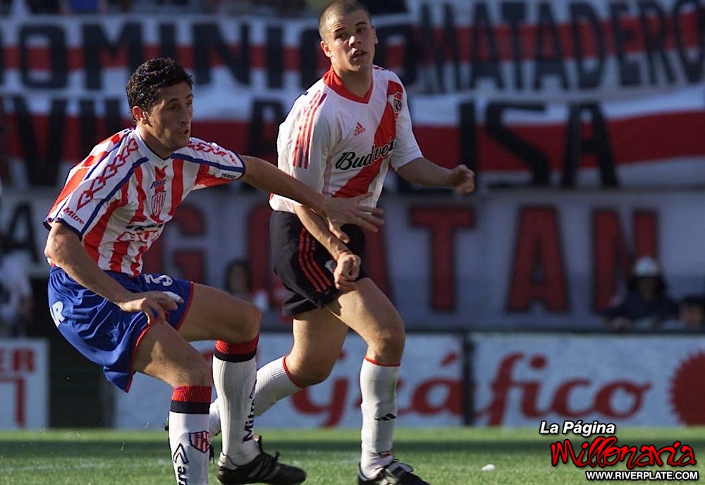 River Plate vs Unión (Sta. Fé) (AP 2002) 28