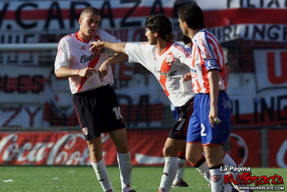 River Plate vs Unión (Sta. Fé) (AP 2002) 29