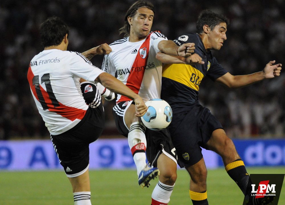 River vs. Boca (Mendoza 2013) 13
