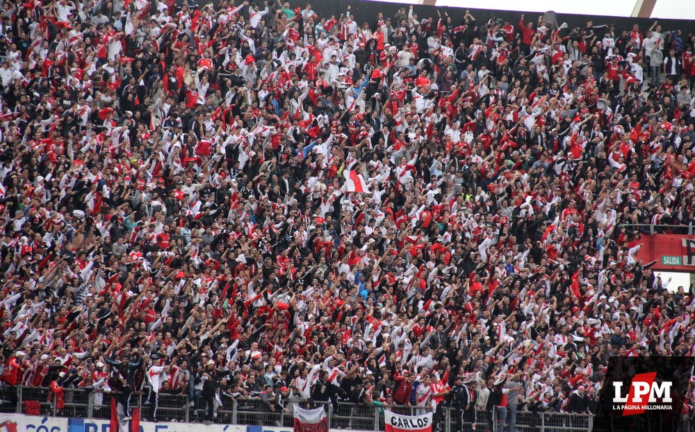 River vs. Independiente 11