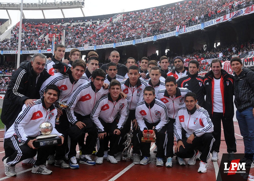 River vs. Independiente 42
