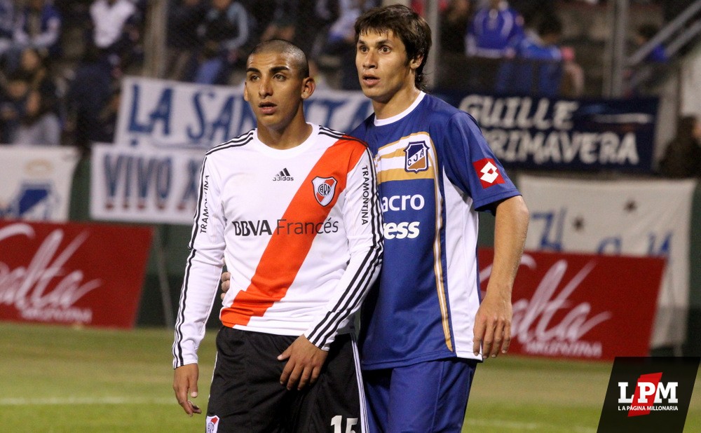 River vs. Juventud Antoniana (Salta 2013) 12