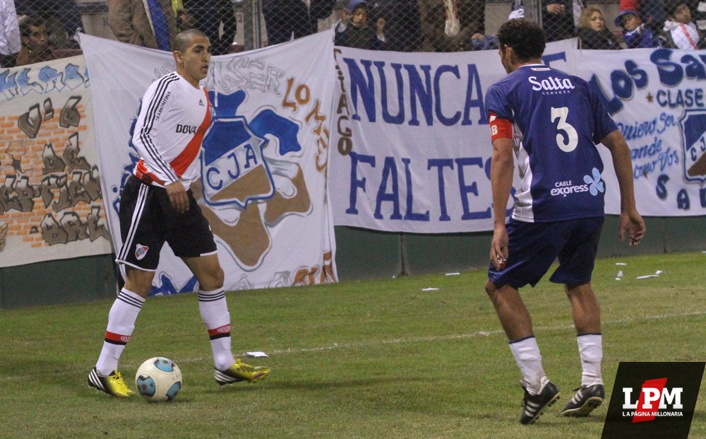 River vs. Juventud Antoniana (Salta 2013) 18