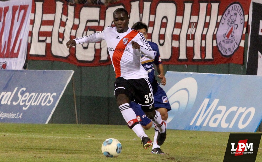 River vs. Juventud Antoniana (Salta 2013) 26